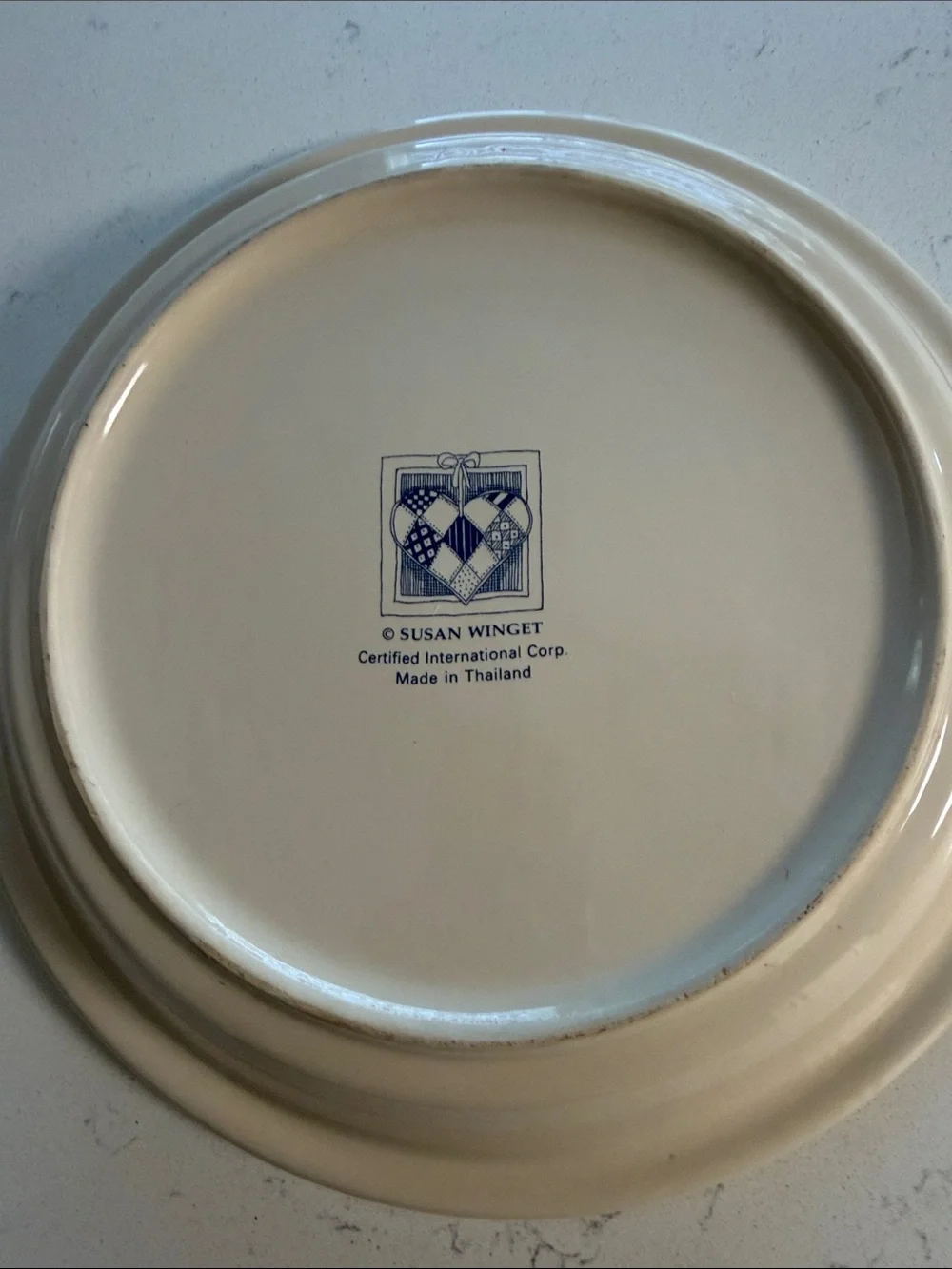 Apple Basket Ceramic Pie Plate - Cream with Multicolor Fruit Motif